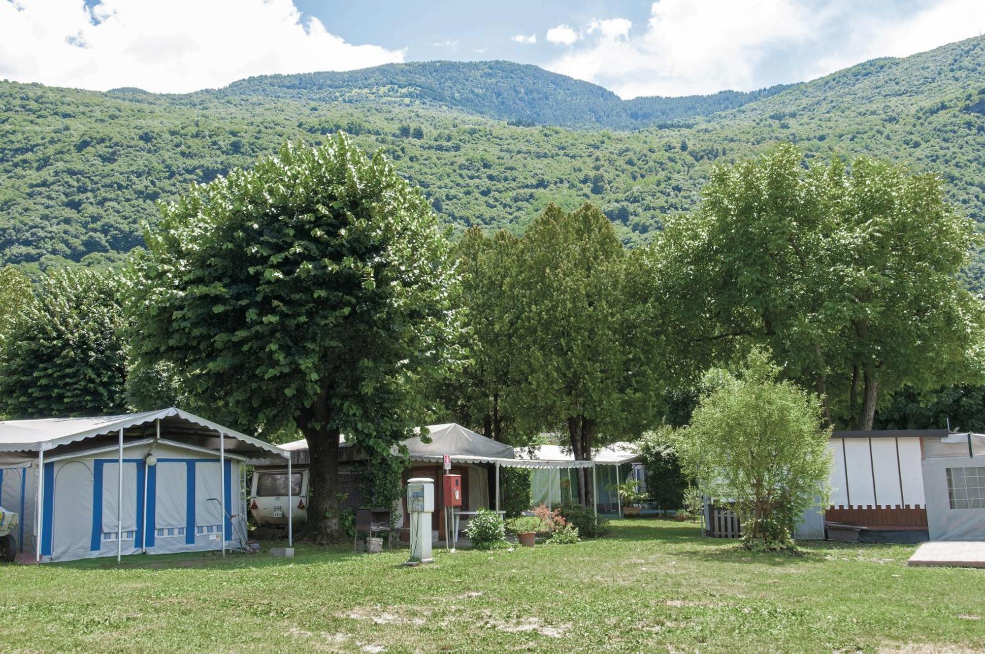 Green Village Accommodations Colico Exterior photo